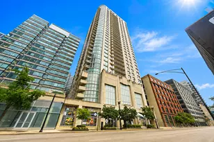 125 S Jefferson St, Chicago, IL 60661 - Photo 1