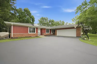 152 Dunbar Lane #B, Dundee, IL 60118 - Photo 1