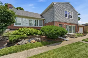 9817 Tulley Ave, Oak Lawn, IL 60453 - Photo 3