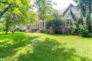 2411 Overview Dr, Buffalo Grove, IL 60089 - Photo 47