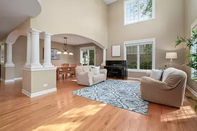 2411 Overview Drive, Buffalo Grove, IL 60089 - Photo 5