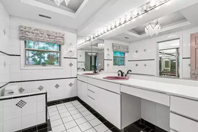 6936 N Kostner Avenue, Lincolnwood, IL 60712 - Photo 37