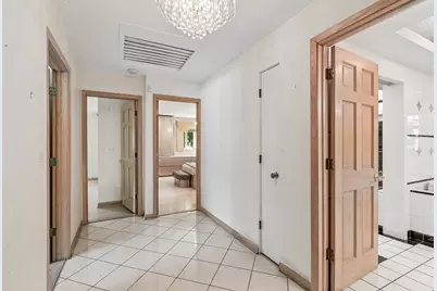 6936 N Kostner Avenue, Lincolnwood, IL 60712 - Photo 29