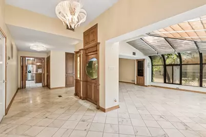 6936 N Kostner Avenue, Lincolnwood, IL 60712 - Photo 5