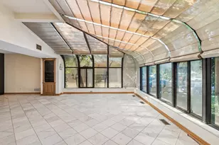 6936 N Kostner Ave, Lincolnwood, IL 60712 - Photo 7