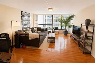 230 E Ontario St, Chicago, IL 60611 - Photo 9
