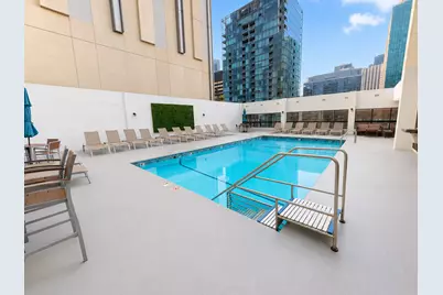 230 E Ontario Street #2005, Chicago, IL 60611 - Photo 19