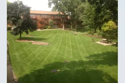 2220 Arbor Circle #26, Downers Grove, IL 60515 - Photo 25