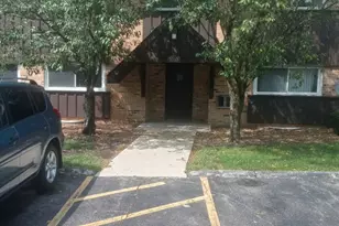 2220 Arbor Cir, Downers Grove, IL 60515 - Photo 1