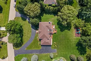 5657 Oakwood Cir, Long Grove, IL 60047 - Photo 35