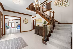 5657 Oakwood Cir, Long Grove, IL 60047 - Photo 3
