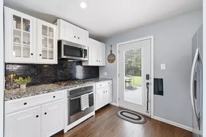 704 Long Road, Glenview, IL 60025 - Photo 9
