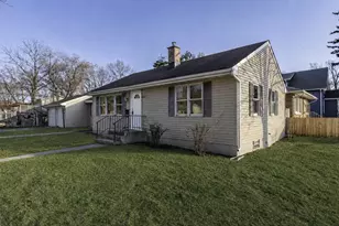 821 12th St, North Chicago, IL 60064 - Photo 3