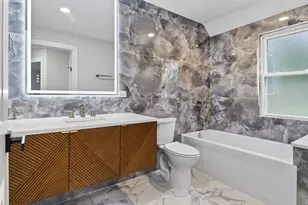 437 Highland Ave, West Chicago, IL 60185 - Photo 17