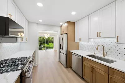 1935 Mission Hills Lane, Northbrook, IL 60062 - Photo 5