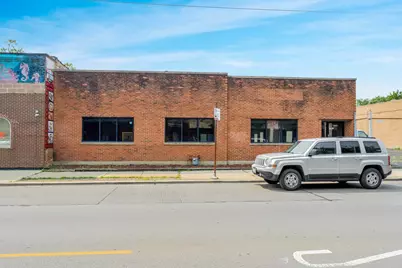 4511 W Belmont Avenue, Chicago, IL 60641 - Photo 1