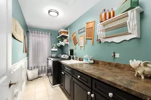 271 Arbor Glen Blvd, Schaumburg, IL 60195 - Photo 27
