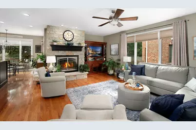 271 Arbor Glen Boulevard #271, Schaumburg, IL 60195 - Photo 7