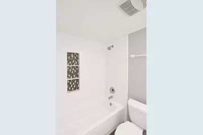 3 Whitehall Court, Streamwood, IL 60107 - Photo 23