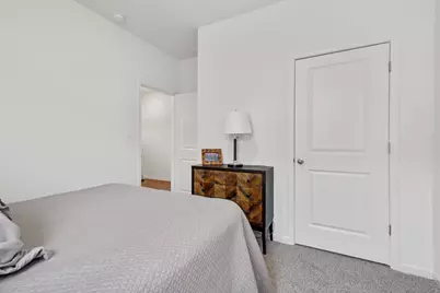 2913 Old Castle Road, Joliet, IL 60435 - Photo 21