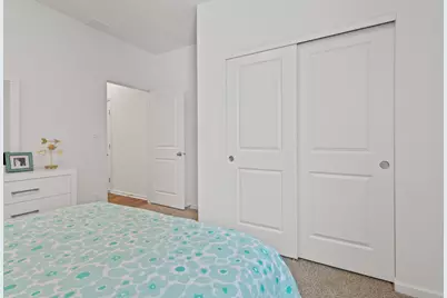 2913 Old Castle Road, Joliet, IL 60435 - Photo 23