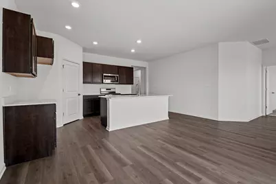 2913 Old Castle Road, Joliet, IL 60435 - Photo 7