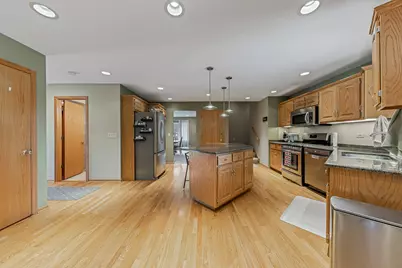 12054 Blackthorne Ridge Drive, Mokena, IL 60448 - Photo 5