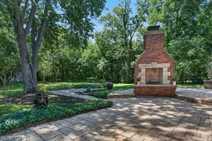2100 Stirling Rd, Bannockburn, IL 60015 - Photo 31