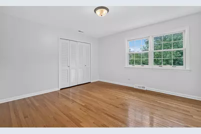 2100 Stirling Road, Bannockburn, IL 60015 - Photo 23