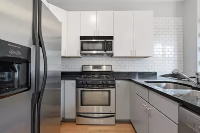 2610 W Iowa Street #2F, Chicago, IL 60622 - Photo 11