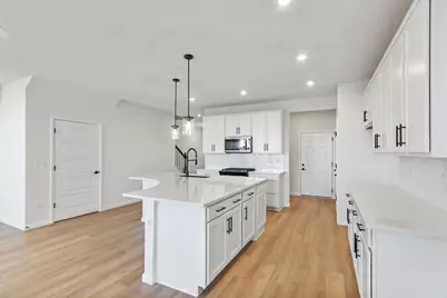 725 Maidengrass Way #54002, Bolingbrook, IL 60490 - Photo 9