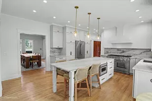 1772 Challenger Ct, Wheaton, IL 60189 - Photo 11