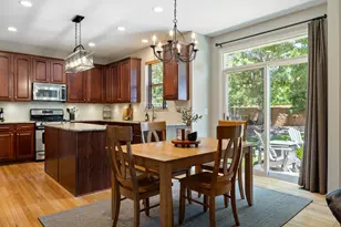 2815 Forest Creek Ln, Naperville, IL 60565 - Photo 13