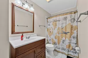 465 Raintree Ct, Glen Ellyn, IL 60137 - Photo 17