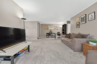 465 Raintree Court #2B, Glen Ellyn, IL 60137 - Photo 9