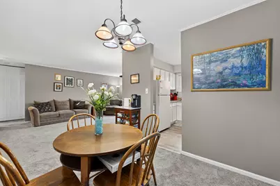 465 Raintree Court #2B, Glen Ellyn, IL 60137 - Photo 13