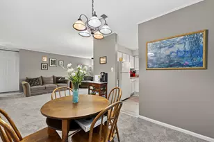 465 Raintree Ct, Glen Ellyn, IL 60137 - Photo 13