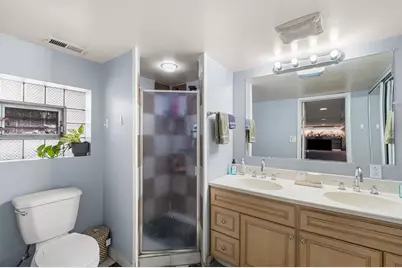 6141 N Maplewood Avenue, Chicago, IL 60659 - Photo 29