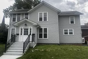 105 University St, Harvard, IL 60033 - Photo 1