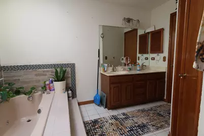 2166 Jordan Lane, Elgin, IL 60123 - Photo 13