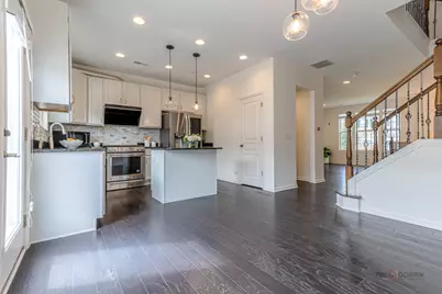 3211 Coral Lane, Glenview, IL 60026 - Photo 11