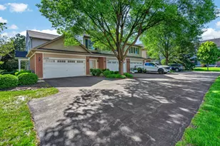 24038 W Walnut Circle, Plainfield, IL 60585 - Photo 3