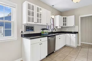 523 E Main St, Morris, IL 60450 - Photo 7