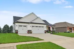 4906 Chestnut Grove Dr, Champaign, IL 61822 - Photo 3