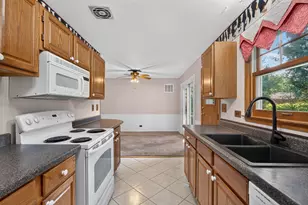 701 W Maude Ave, Arlington Heights, IL 60004 - Photo 7