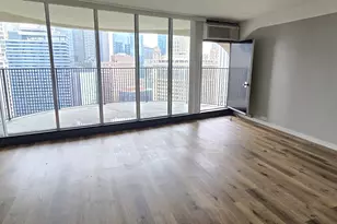 300 N State St, Chicago, IL 60654 - Photo 3