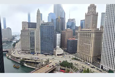 300 N State Street #3132, Chicago, IL 60654 - Photo 9