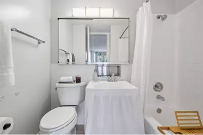 5401 S Hyde Park Boulevard #401, Chicago, IL 60615 - Photo 13