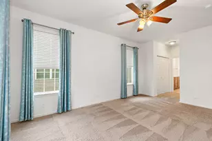 957 Laguna Ln, Pingree Grove, IL 60140 - Photo 15