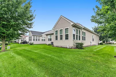 957 Laguna Lane, Pingree Grove, IL 60140 - Photo 27